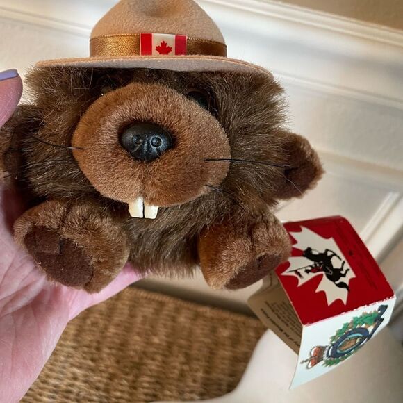 Corporal Flap Jack Beaver Plush - Picture 13 of 13